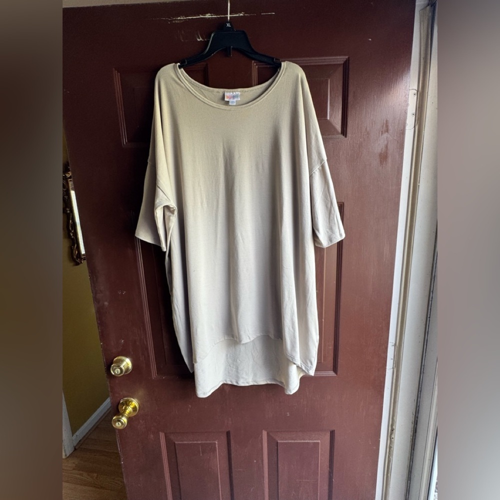 LuLaRoe Top Size XL